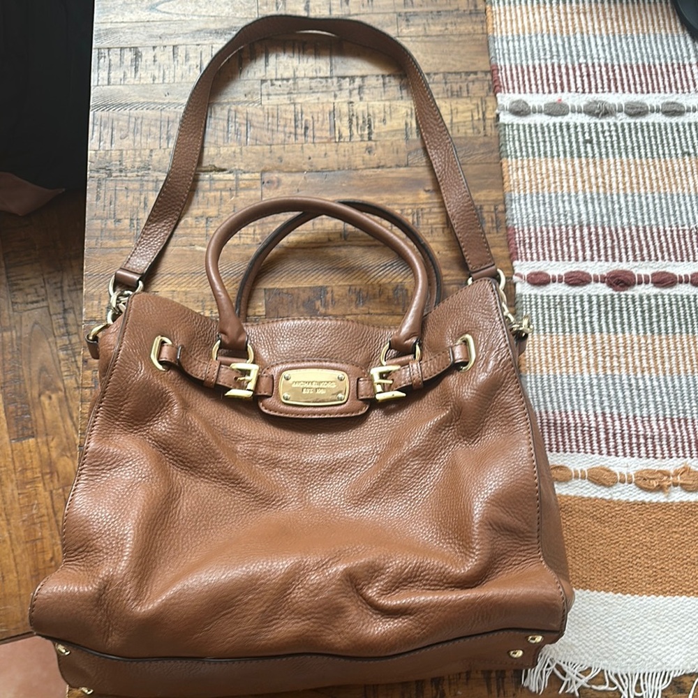MICHAEL Michael Kors Brown and Gold Shoulder Bag